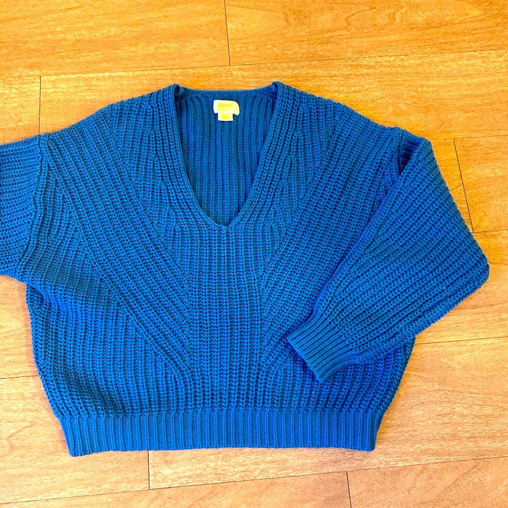 Maeve V-Neck Sculptured Pullover Sweater